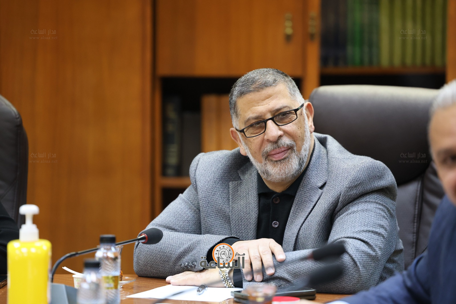 Madar Al-Saa Images 0.943515855888091