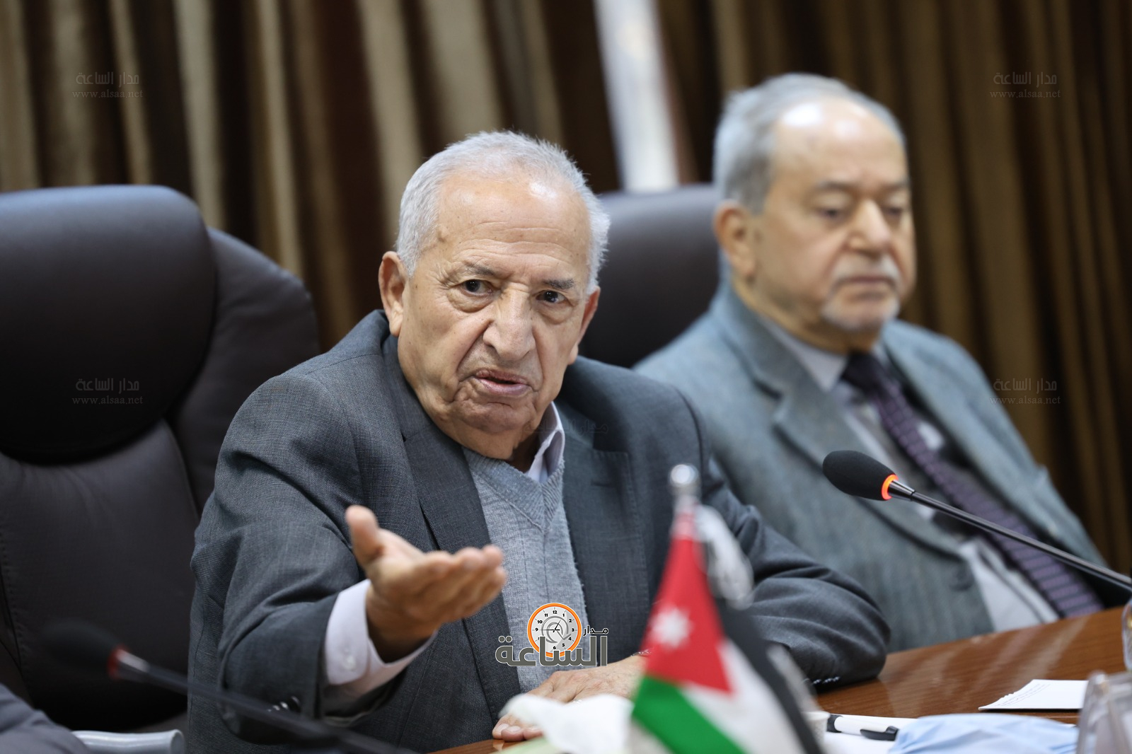 Madar Al-Saa Images 0.07719461628927493