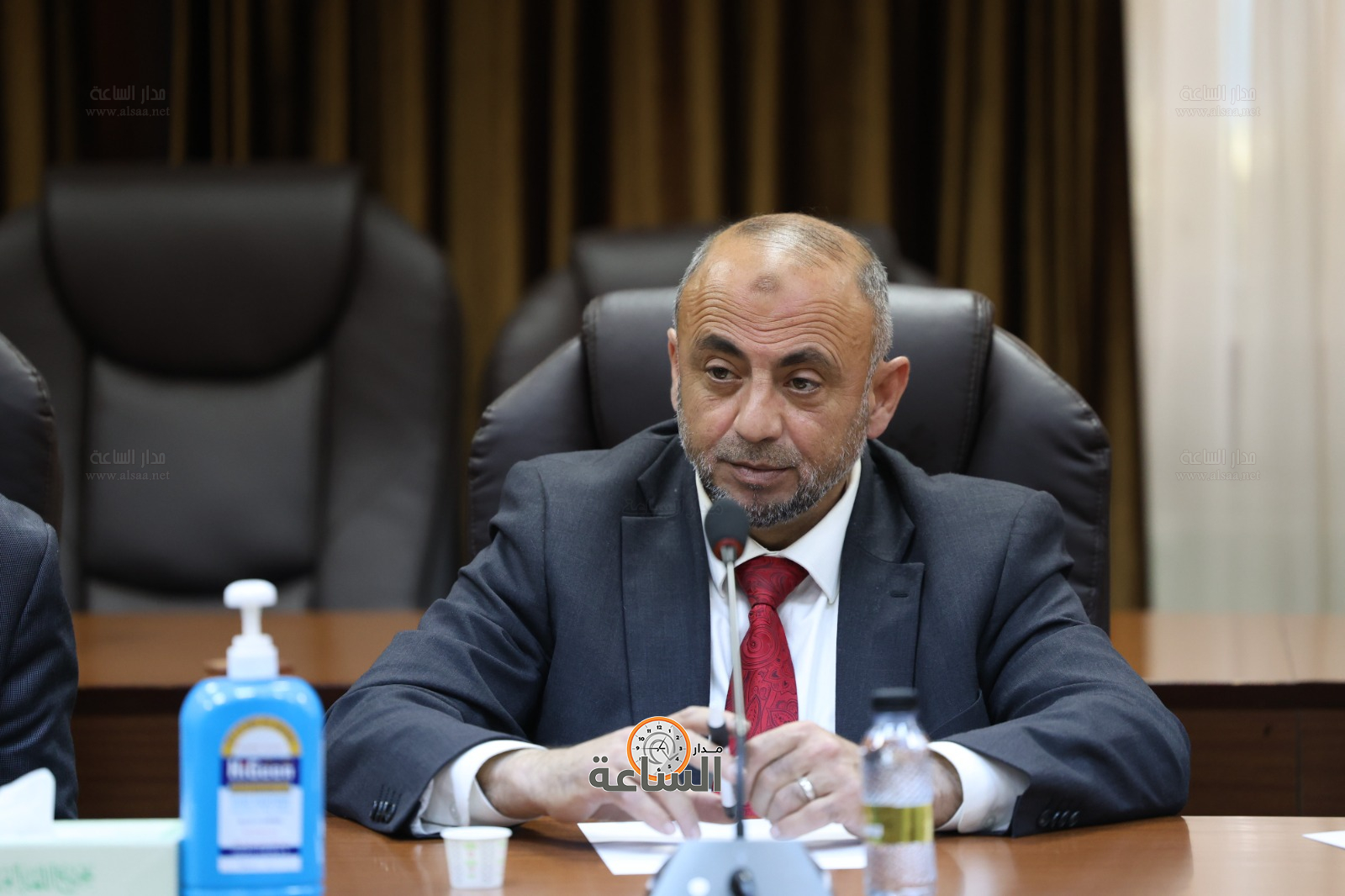 Madar Al-Saa Images 0.6764439500491739