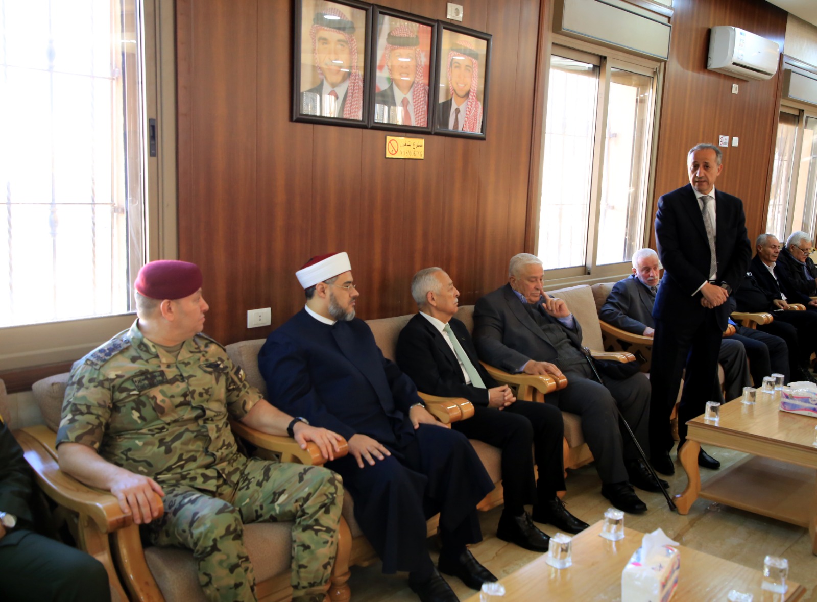 Madar Al-Saa Images 0.39989834210252506