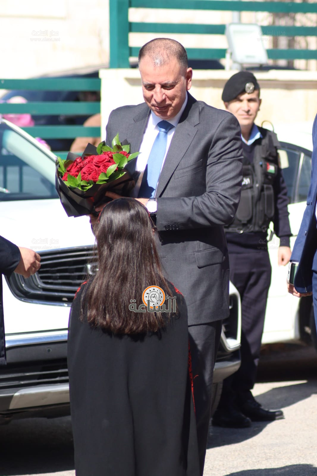 Madar Al-Saa Images 0.6329829490382872