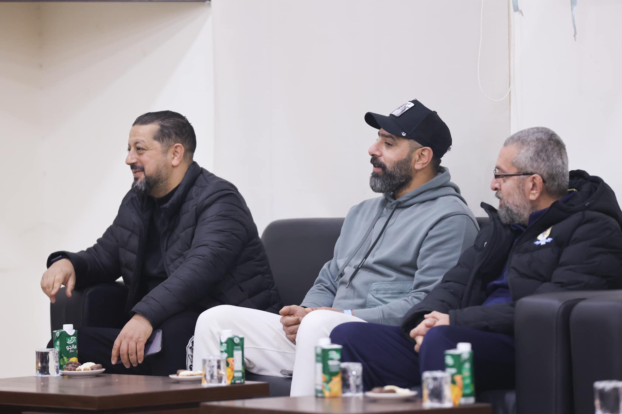 Madar Al-Saa Images 0.8798497155822675