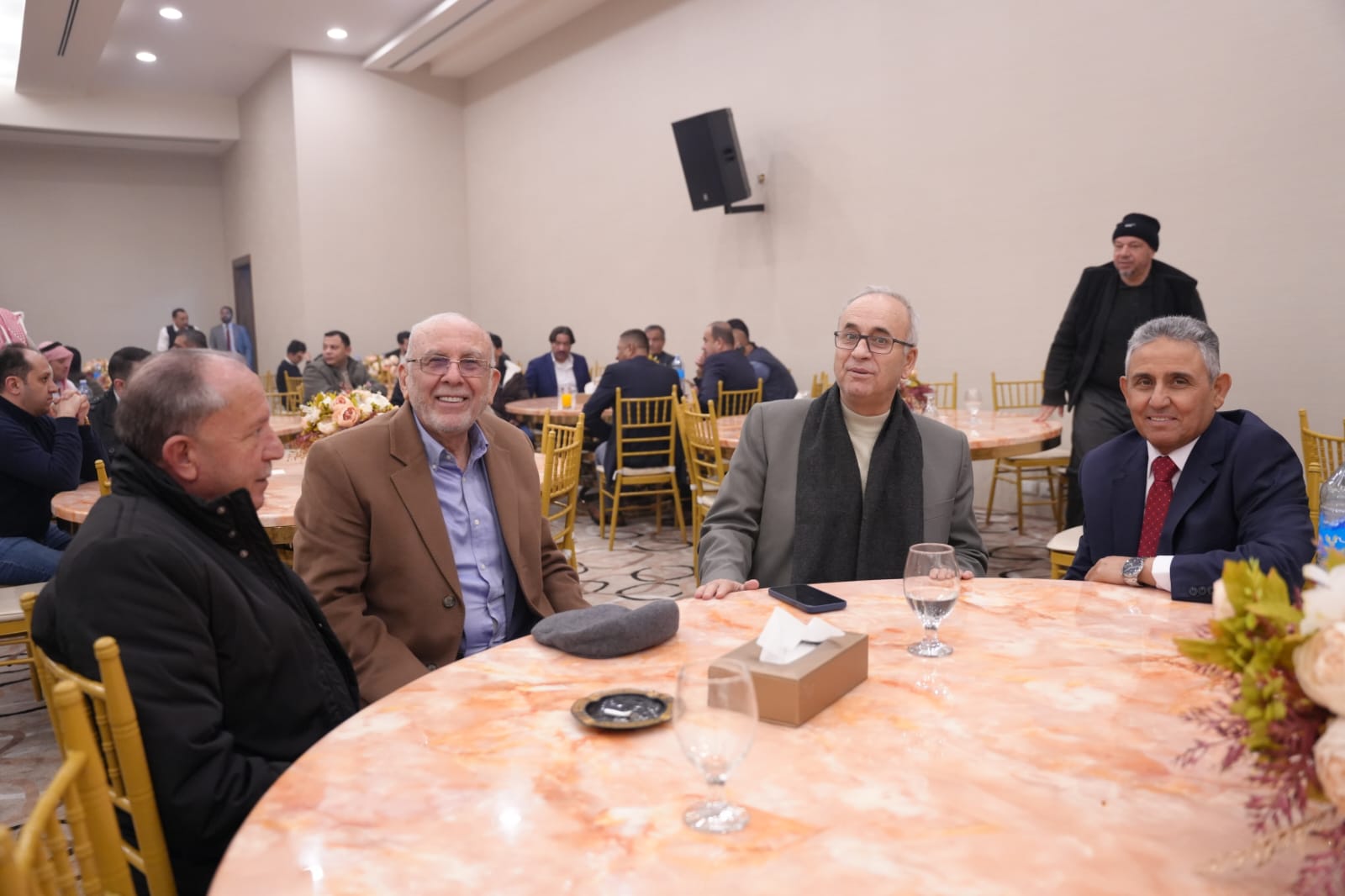 Madar Al-Saa Images 0.847618759274209