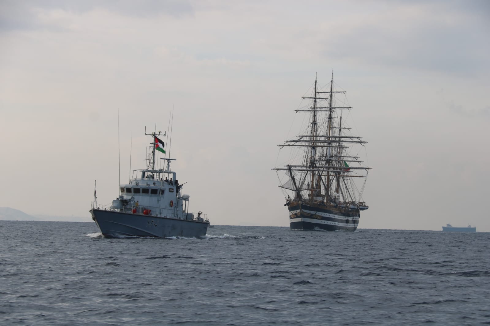 Madar Al-Saa Images 0.21672993713275934