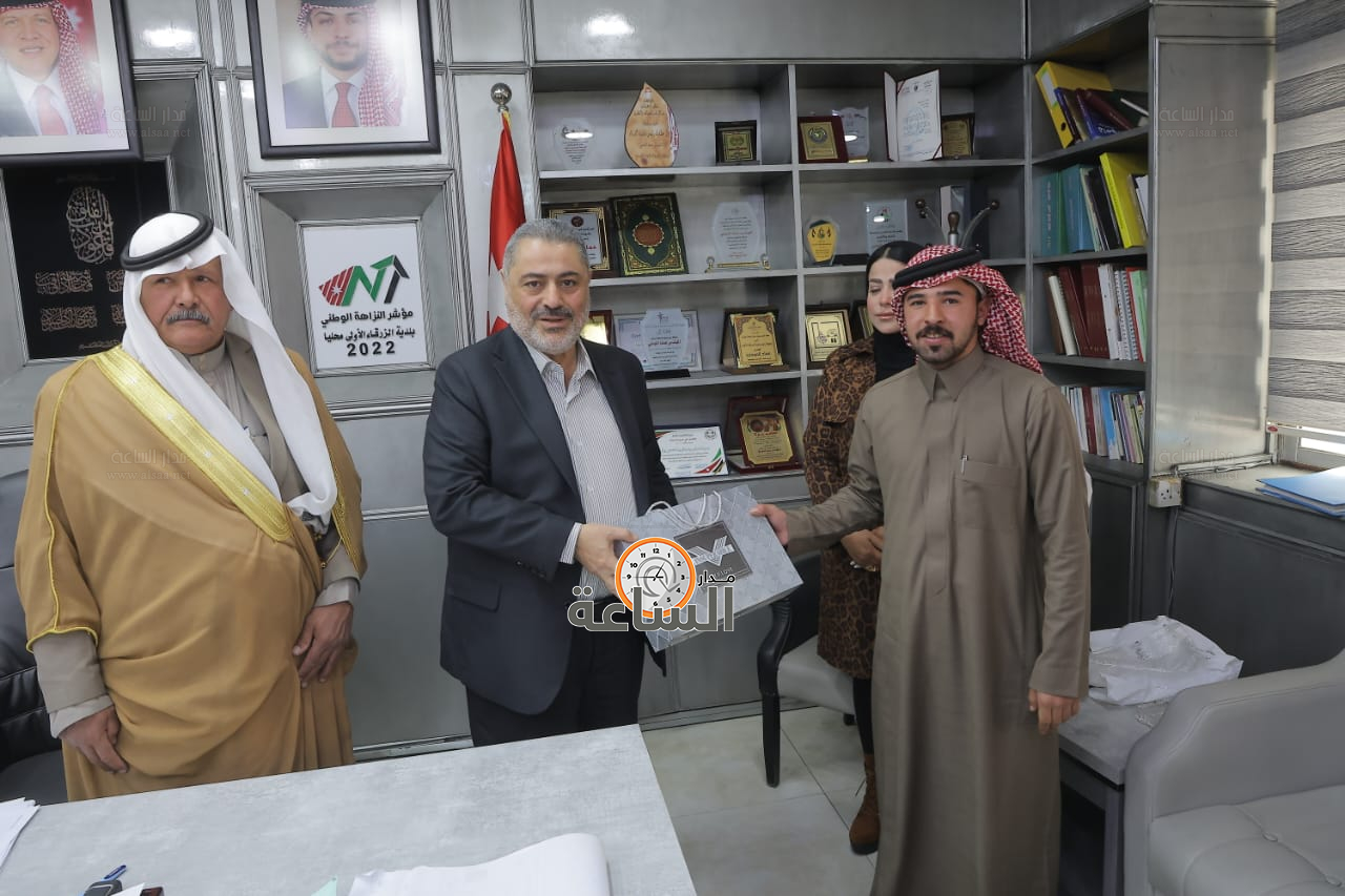 Madar Al-Saa Images 0.8345209900695201