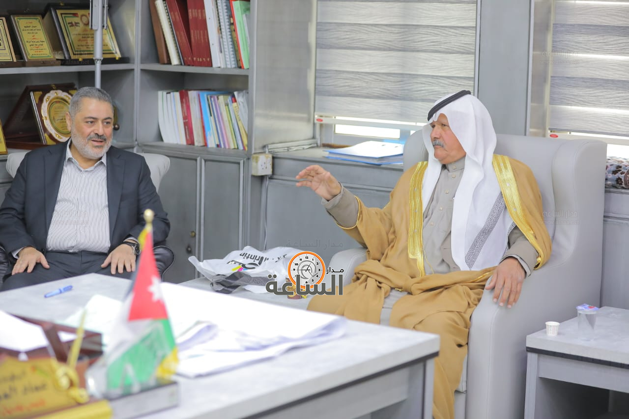 Madar Al-Saa Images 0.6935392684435522