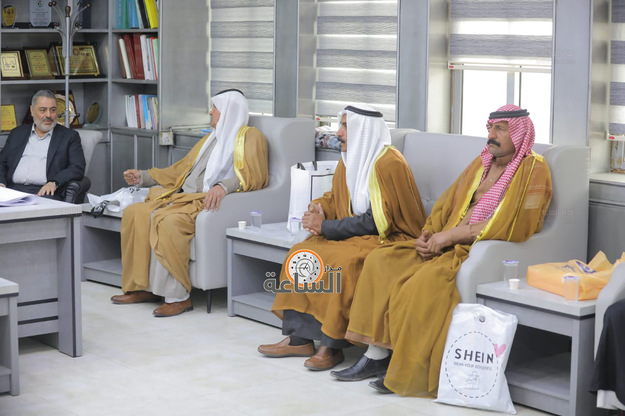 Madar Al-Saa Images 0.42240313261385287