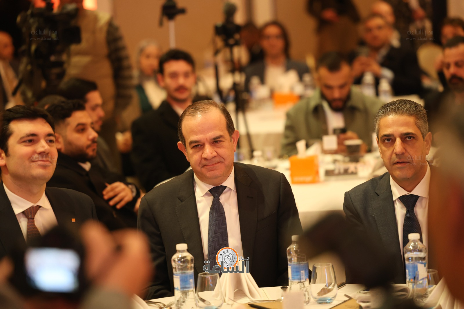 Madar Al-Saa Images 0.6099620469793328