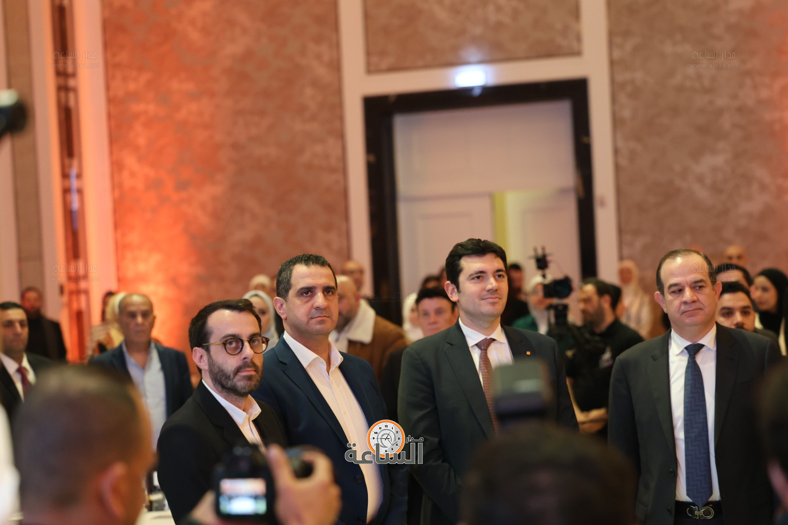 Madar Al-Saa Images 0.3538914403497906