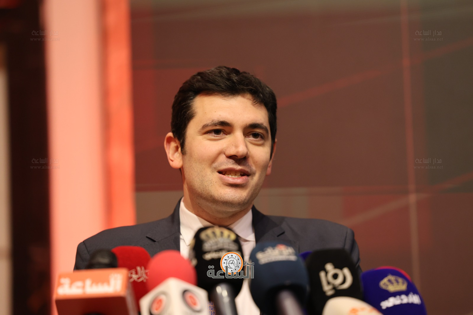 Madar Al-Saa Images 0.3936842697169707