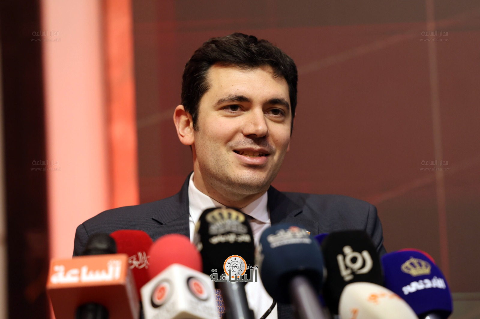 Madar Al-Saa Images 0.872043228944501