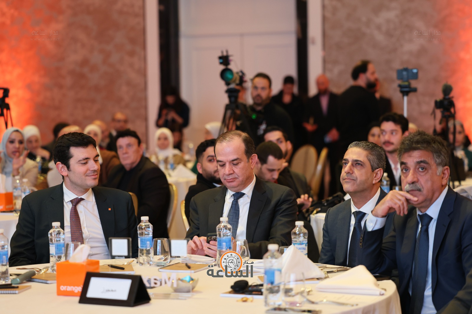 Madar Al-Saa Images 0.633834634772559