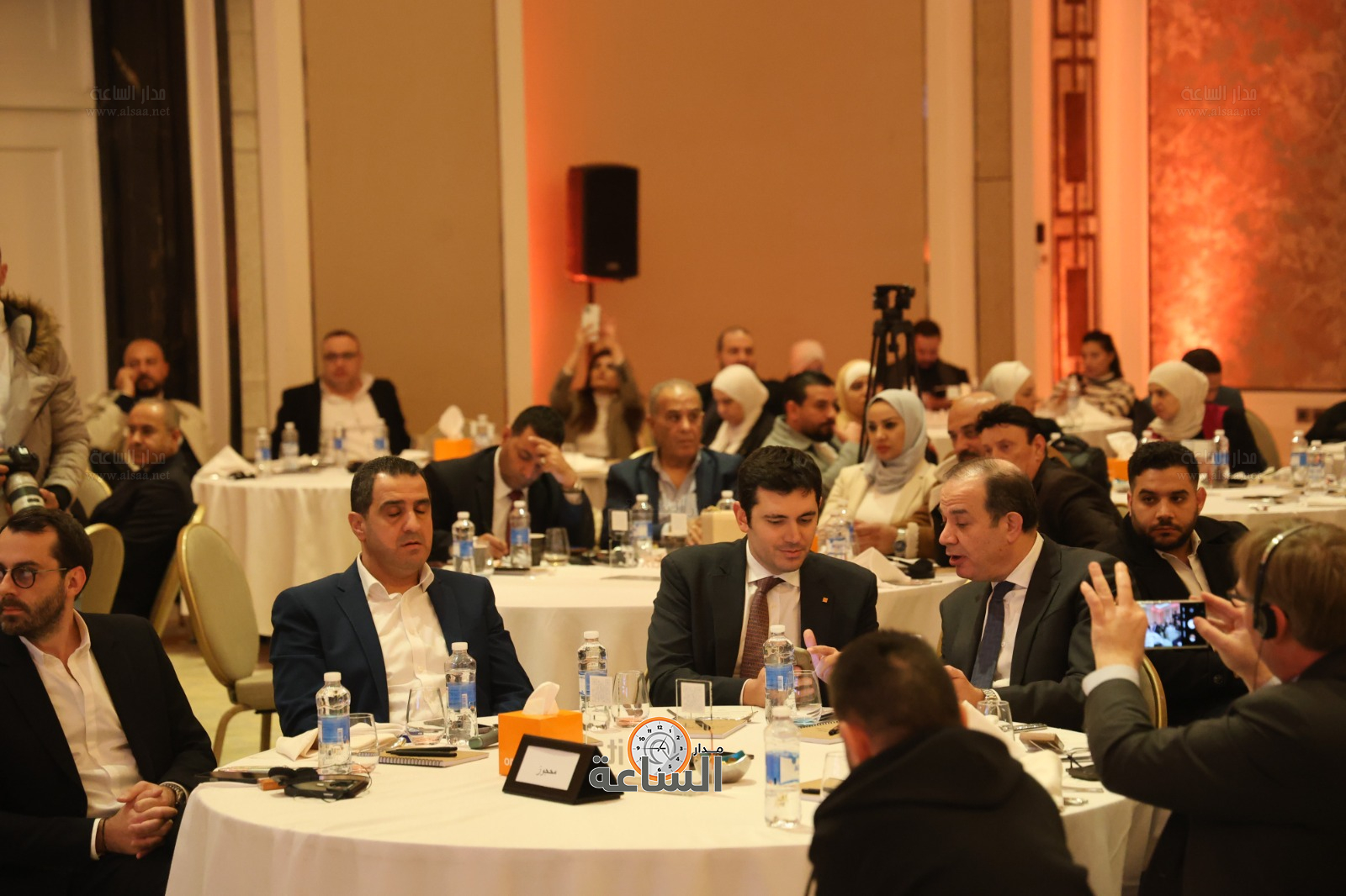 Madar Al-Saa Images 0.3983137845397067