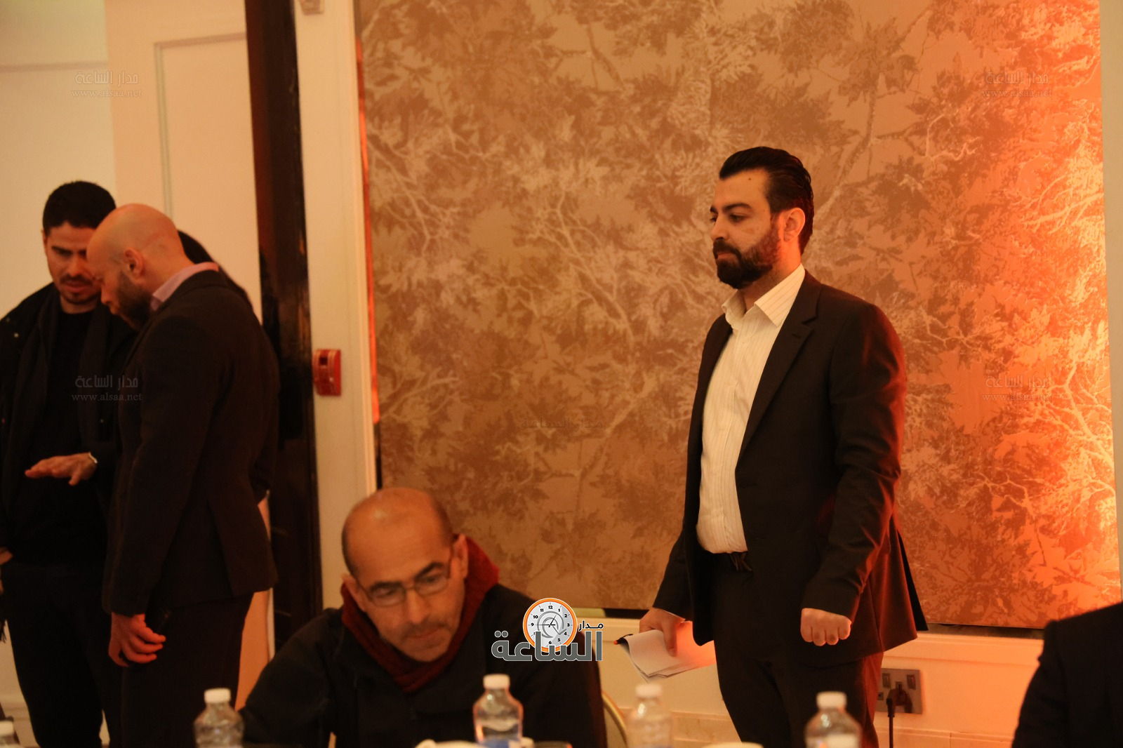 Madar Al-Saa Images 0.894777409647403