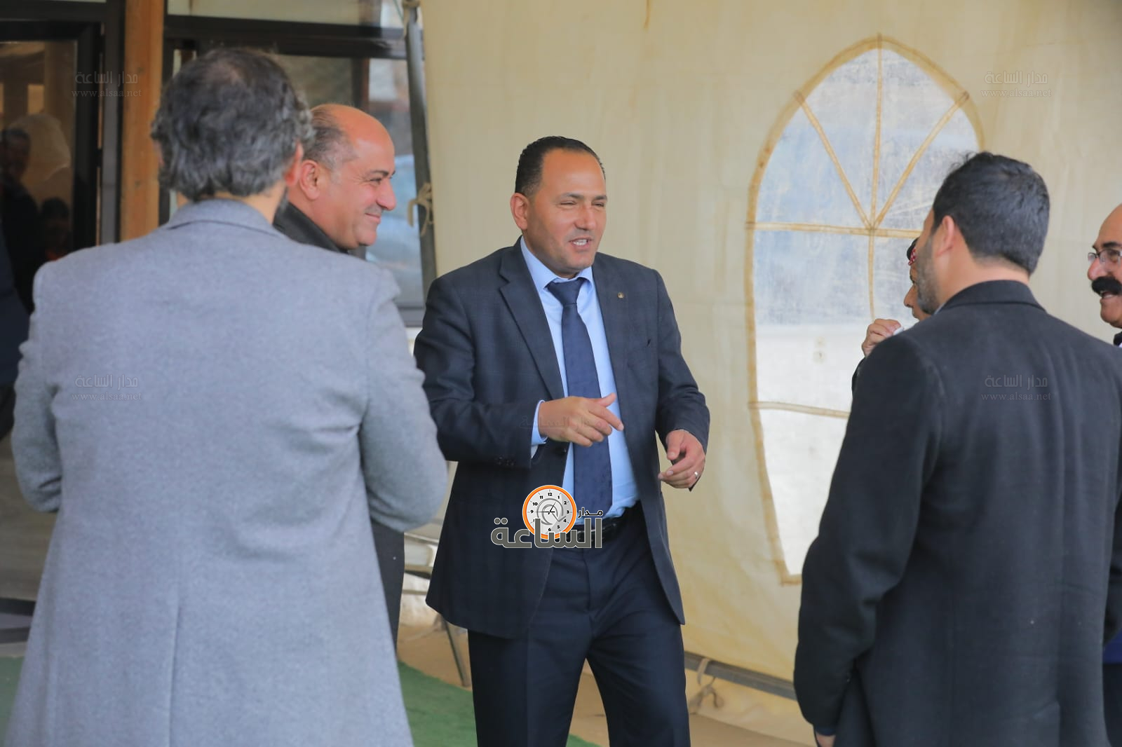 Madar Al-Saa Images 0.758147105546696