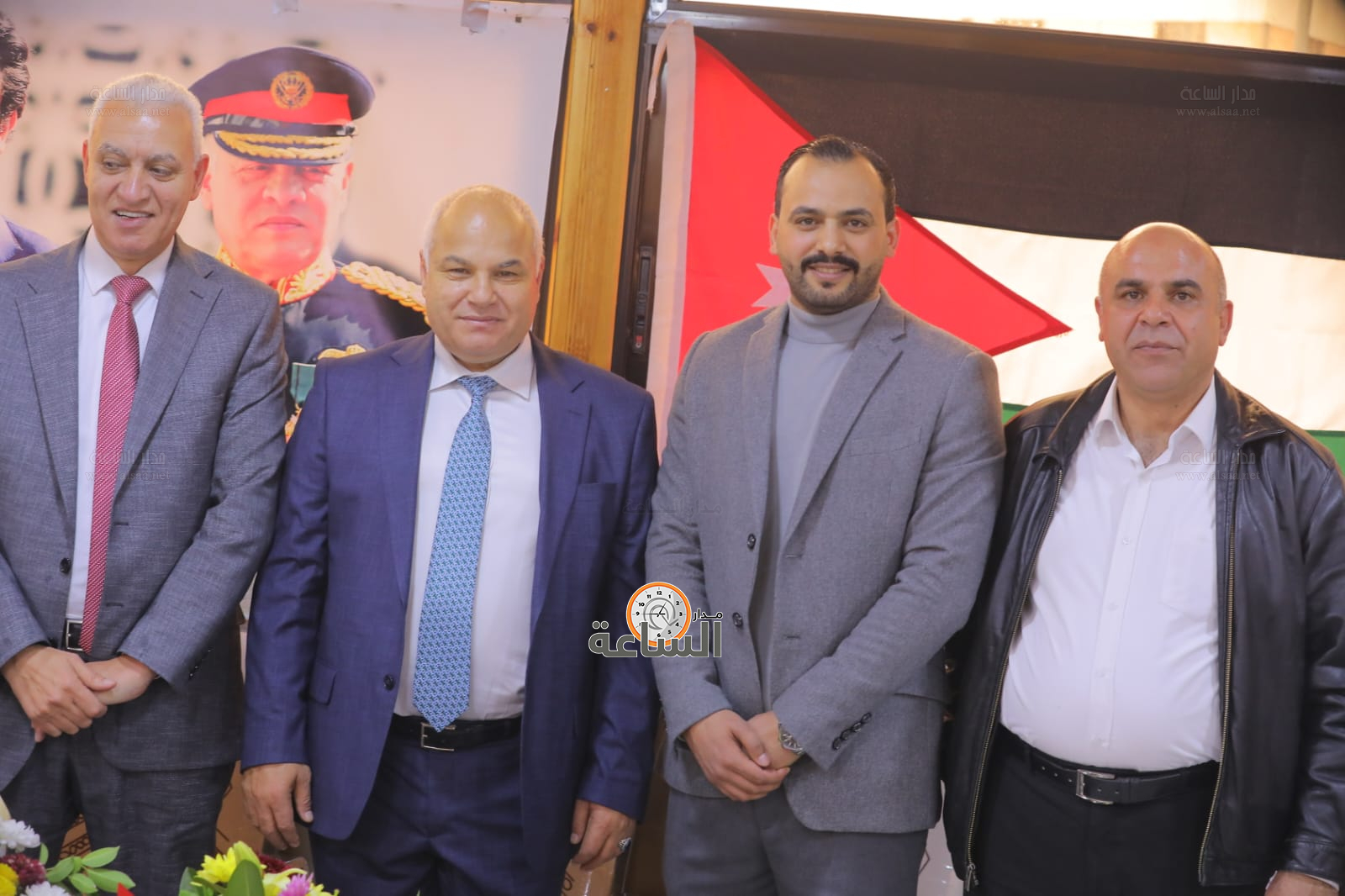 Madar Al-Saa Images 0.09746655338480648