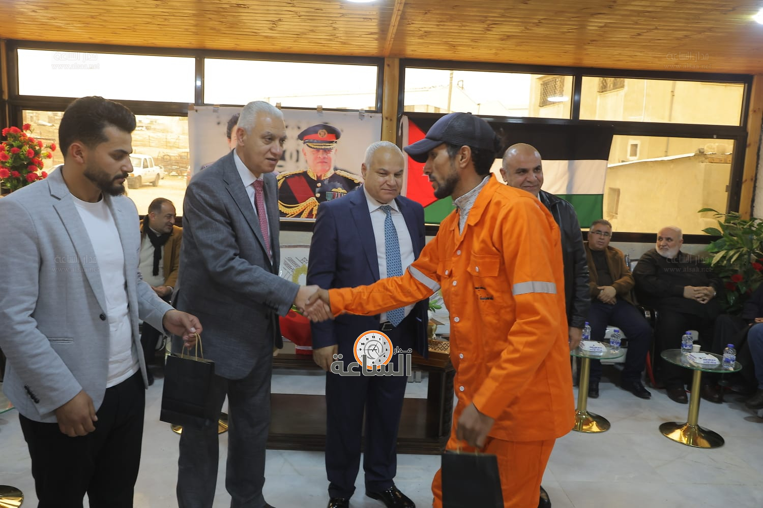 Madar Al-Saa Images 0.5067016841631495