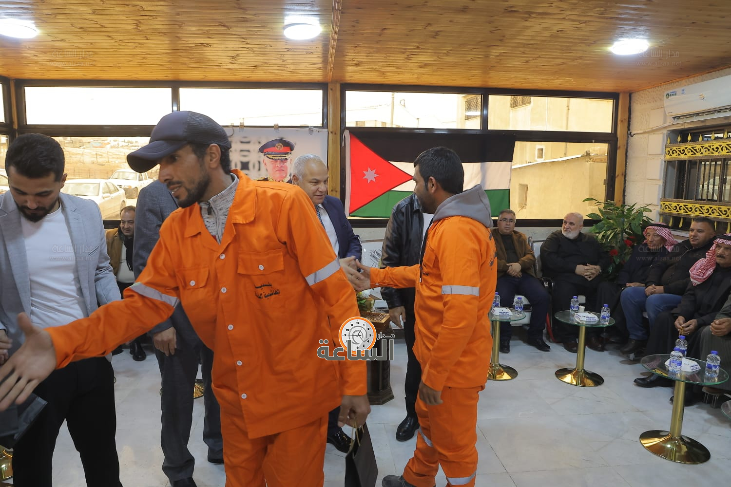 Madar Al-Saa Images 0.6394117841710294