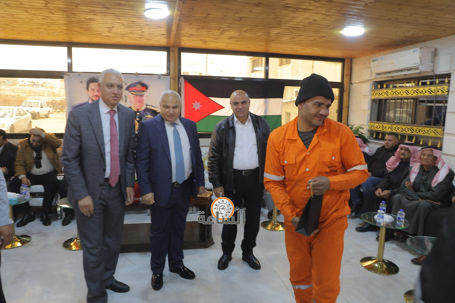 Madar Al-Saa Images 0.3665336843556408