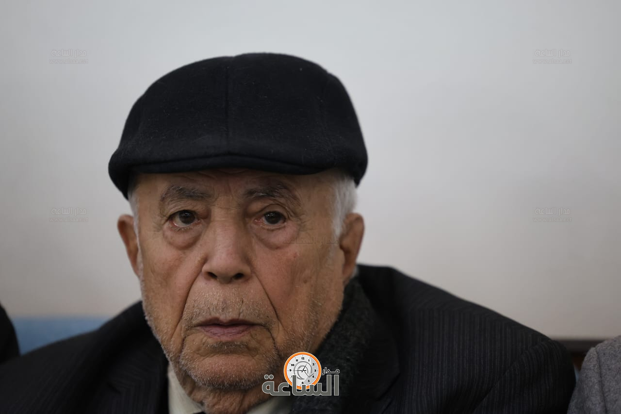 Madar Al-Saa Images 0.9629722286136884