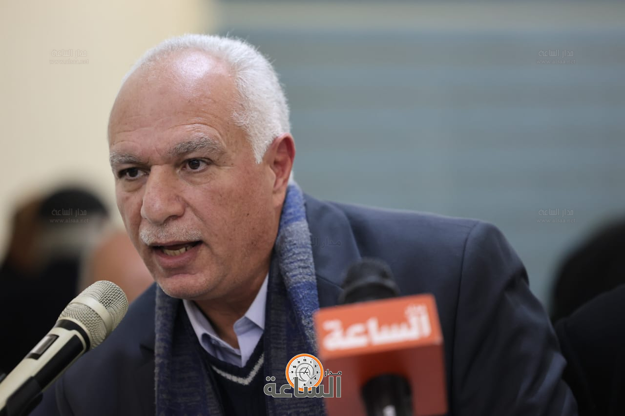 Madar Al-Saa Images 0.5179229545914179