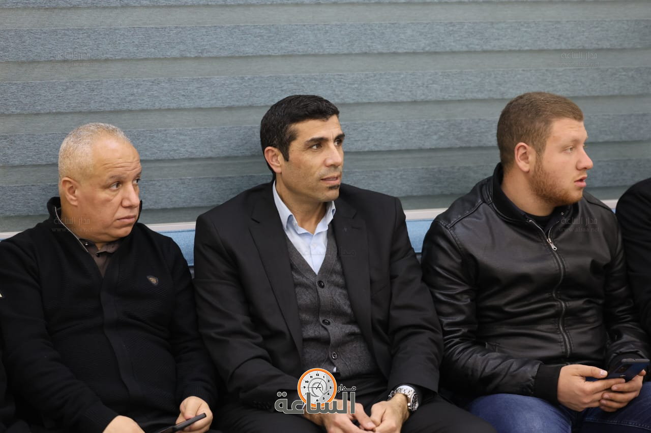 Madar Al-Saa Images 0.9383371567263485