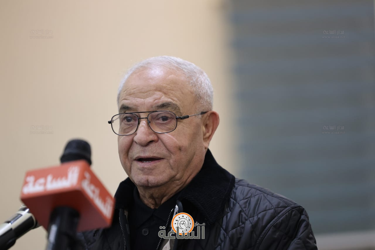 Madar Al-Saa Images 0.4802211790099906