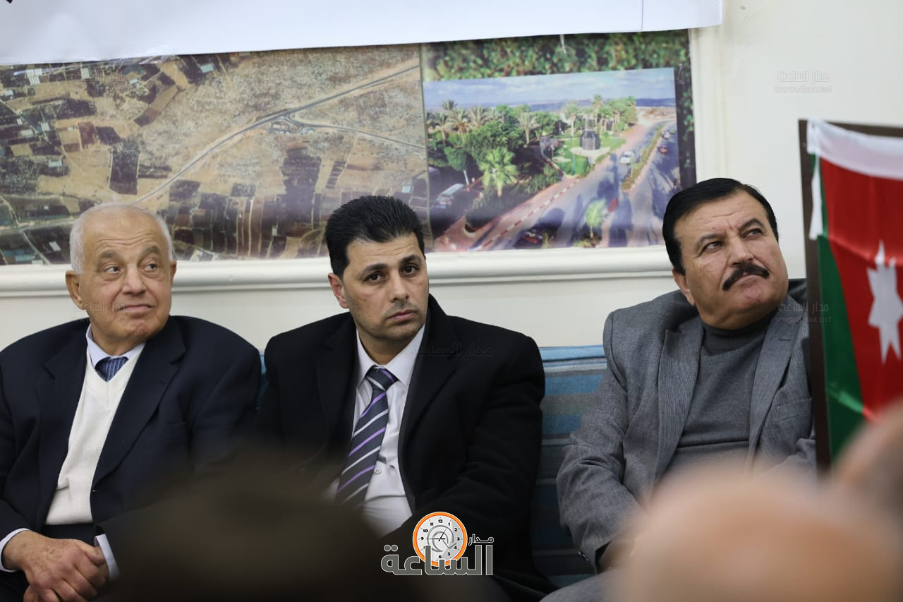 Madar Al-Saa Images 0.7517134784045938