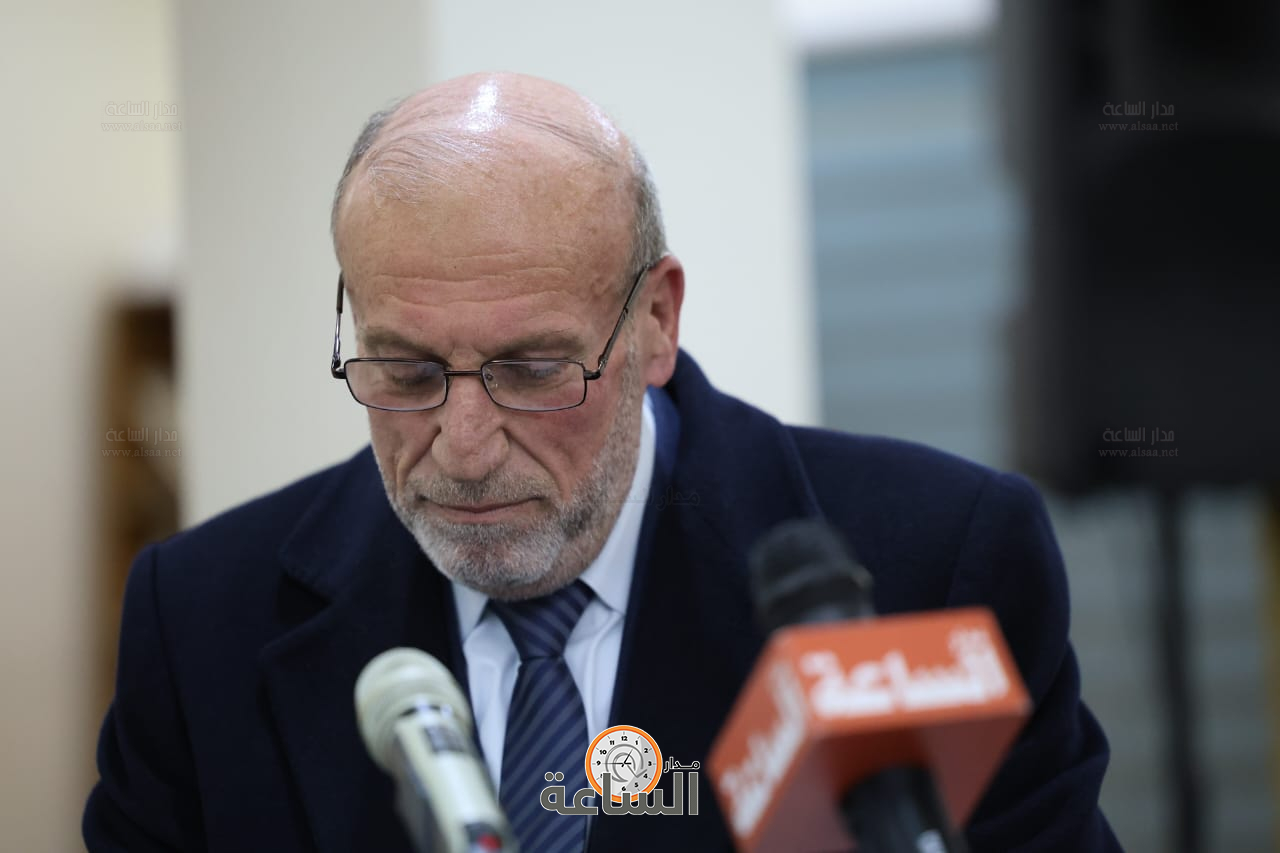 Madar Al-Saa Images 0.4993182851723812