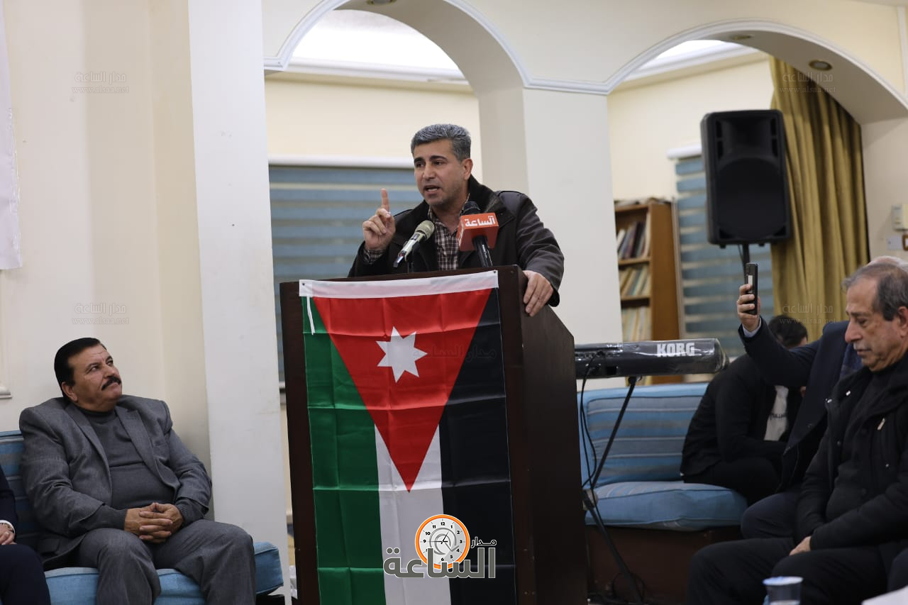 Madar Al-Saa Images 0.32748397166642995