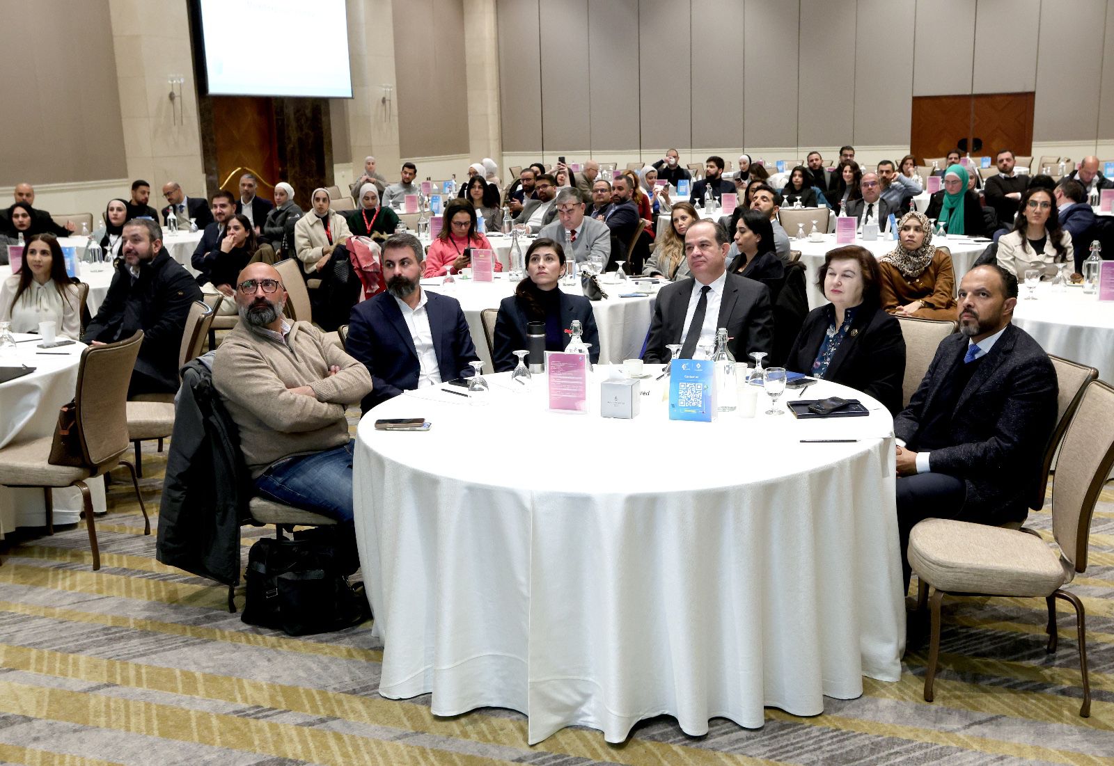 Madar Al-Saa Images 0.9589129889381975