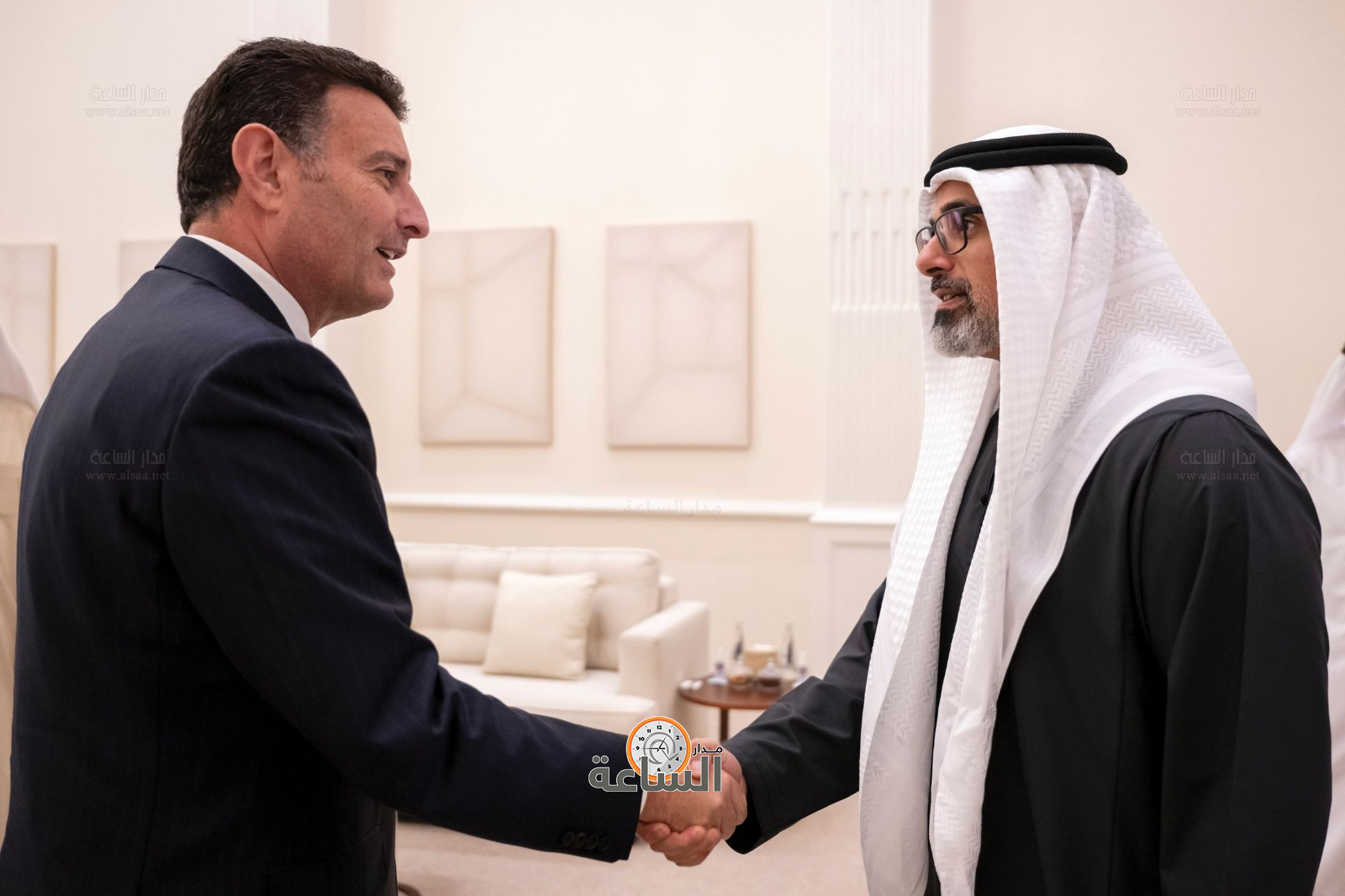 Madar Al-Saa Images 0.11723092529071999