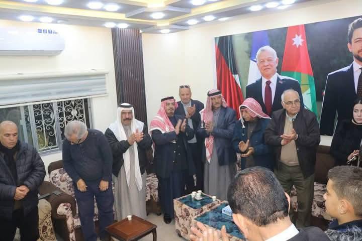 Madar Al-Saa Images 0.2214058880898