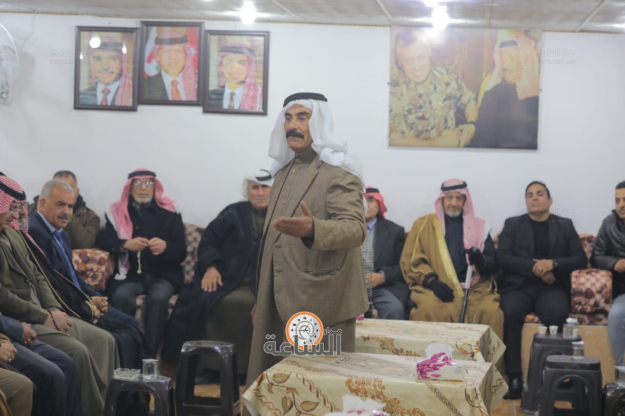 Madar Al-Saa Images 0.054360338630043525