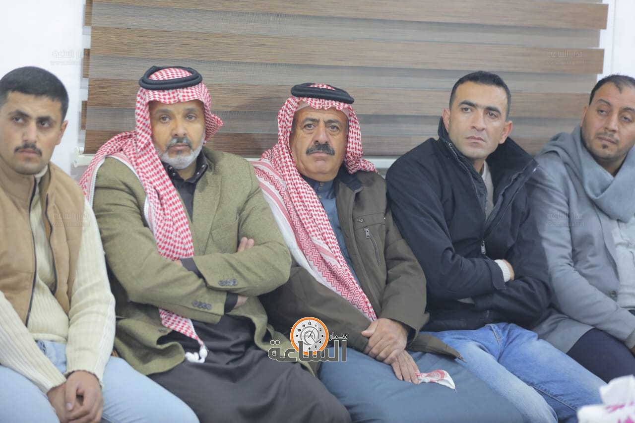 Madar Al-Saa Images 0.40281797661965046