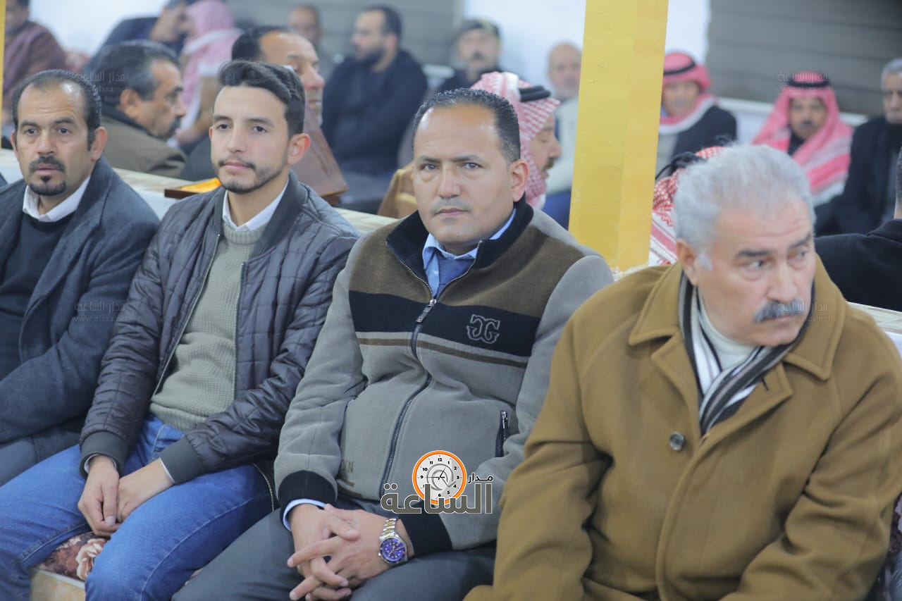 Madar Al-Saa Images 0.516870352322889