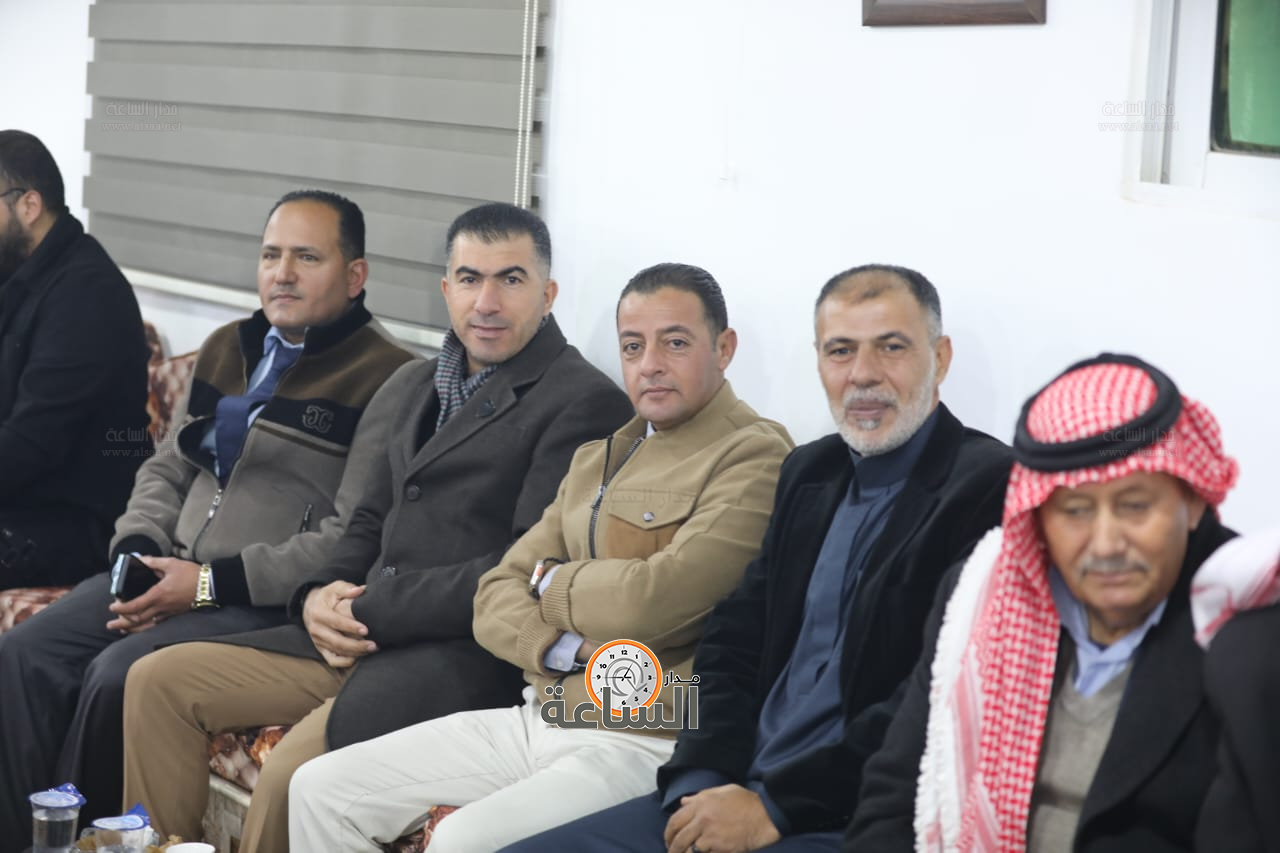 Madar Al-Saa Images 0.007146944318889625