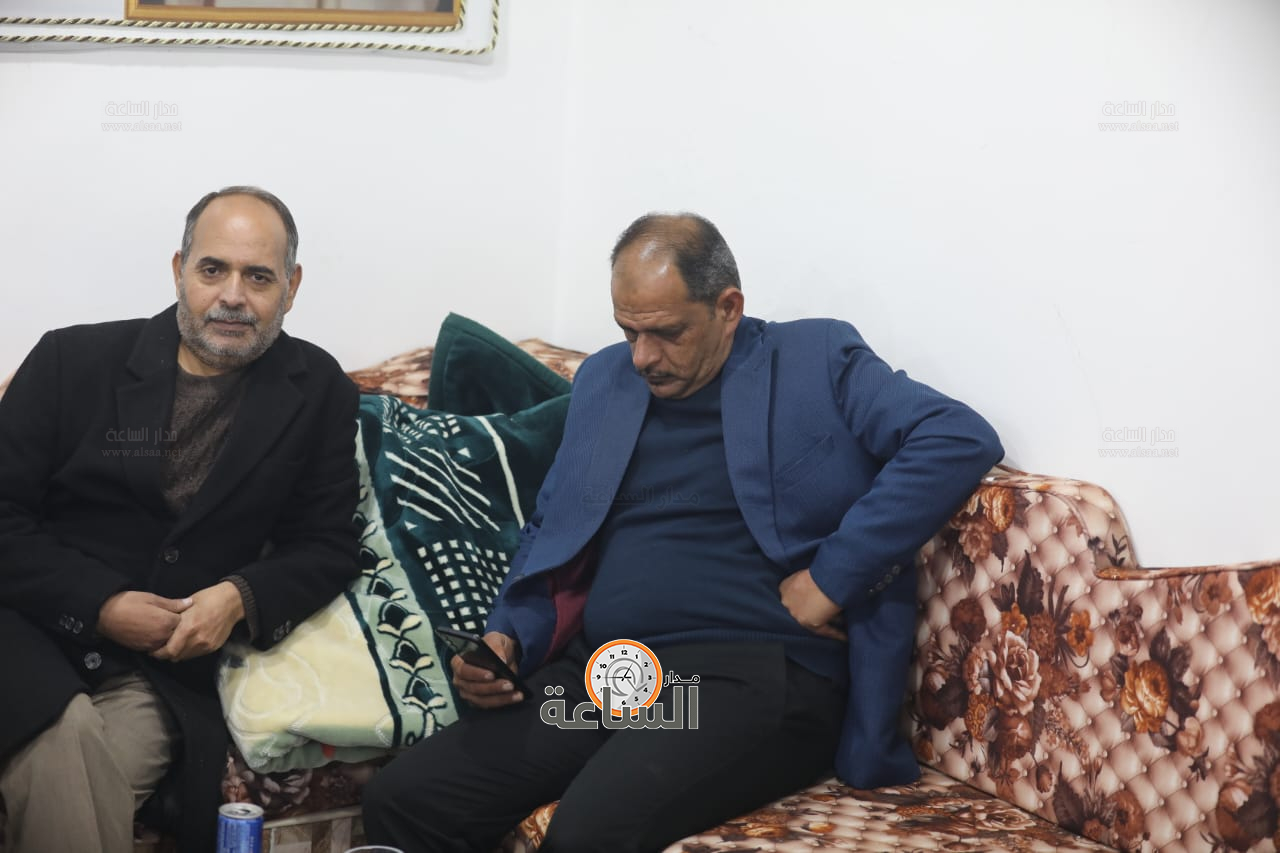 Madar Al-Saa Images 0.42787566331347393