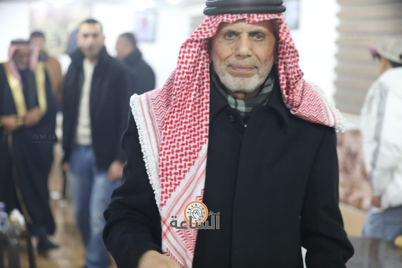 Madar Al-Saa Images 0.4094175680669918