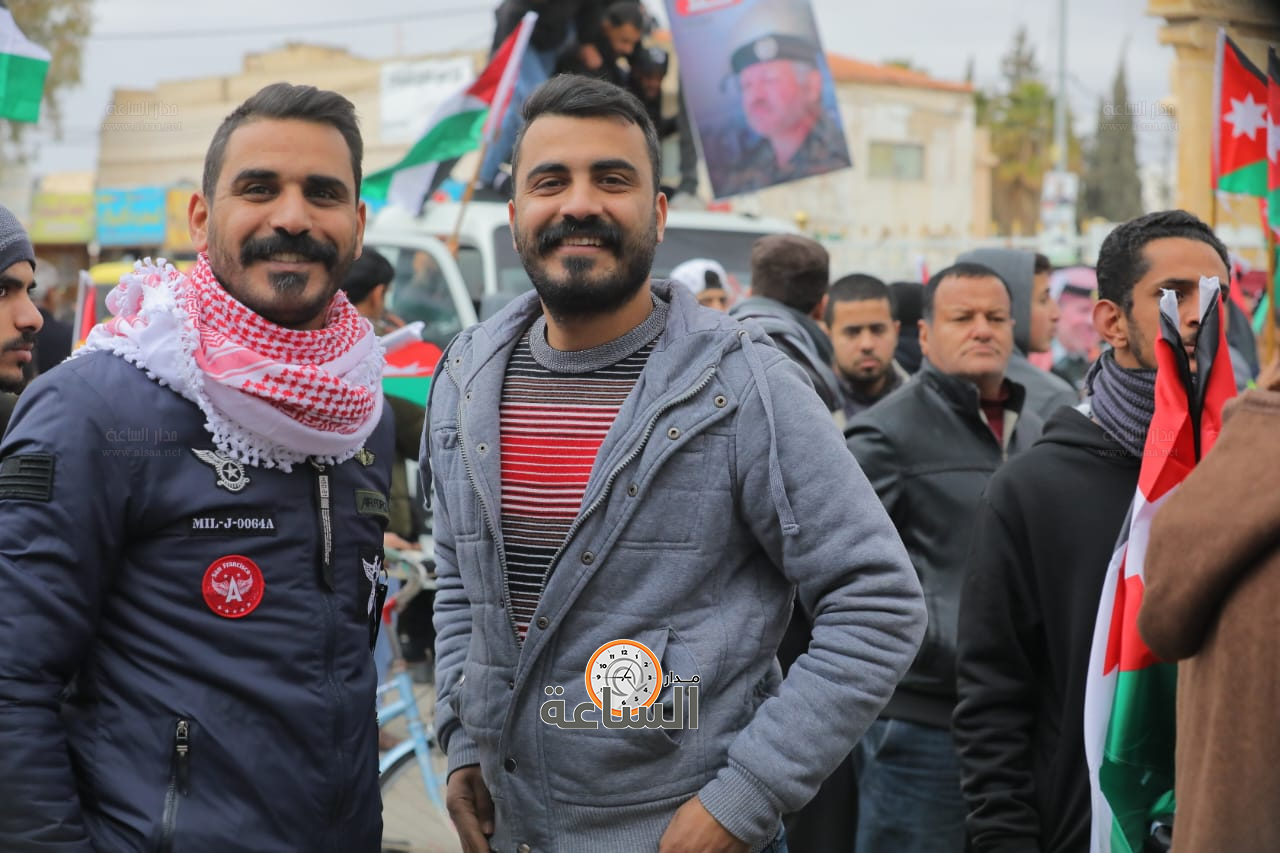 Madar Al-Saa Images 0.7526059548955635