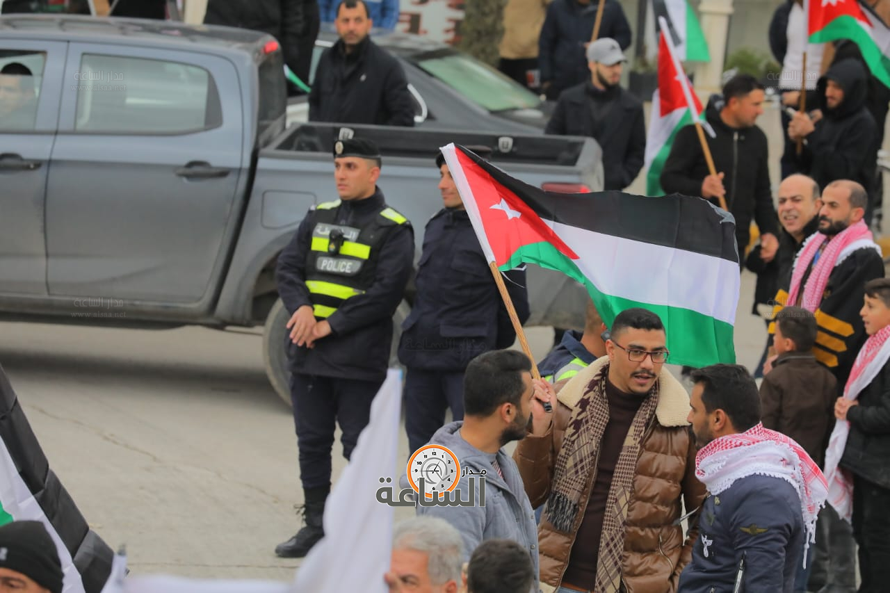 Madar Al-Saa Images 0.8749015964696927