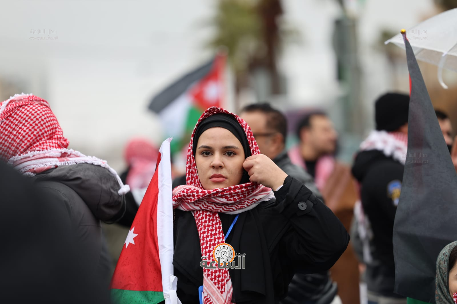 Madar Al-Saa Images 0.7617796851664342