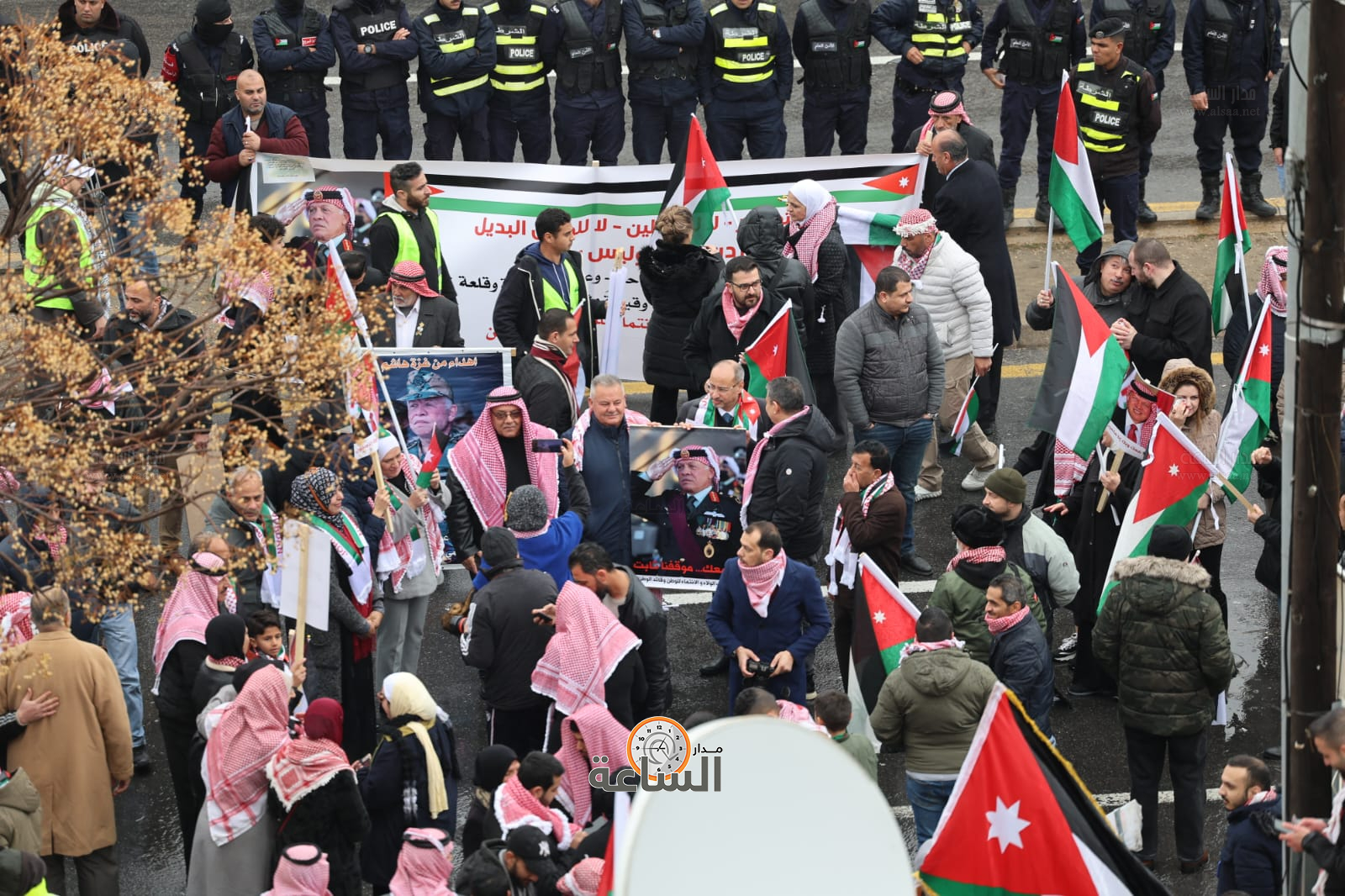 Madar Al-Saa Images 0.16830174596664405