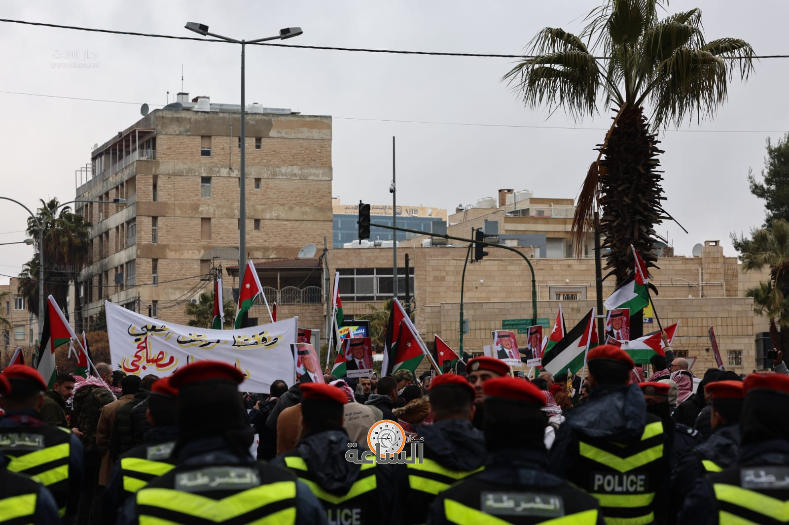 Madar Al-Saa Images 0.2914979062538259