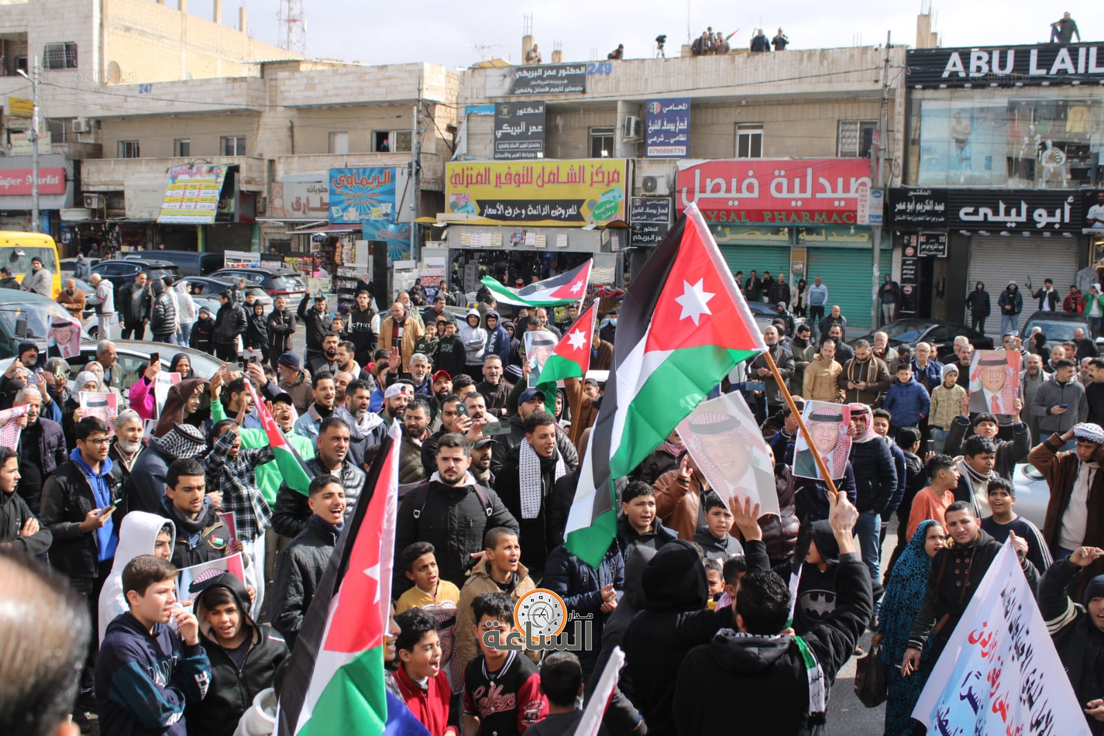 Madar Al-Saa Images 0.044633880918896196