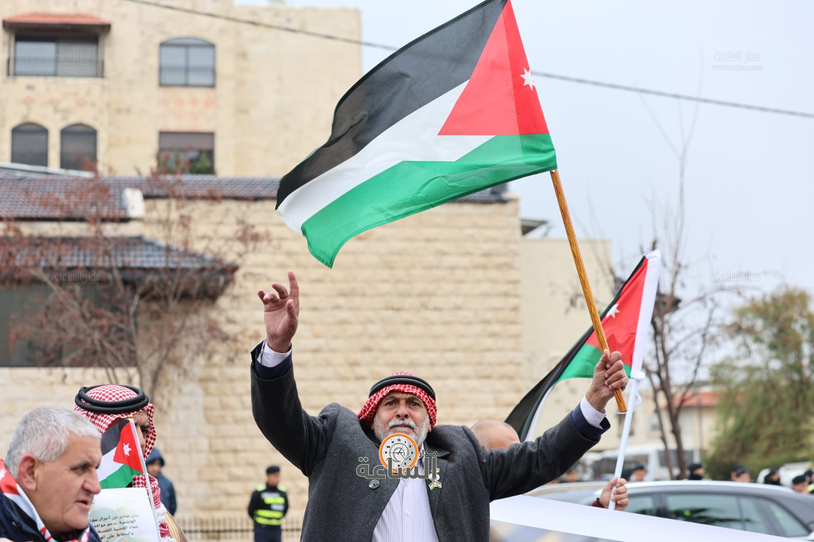 Madar Al-Saa Images 0.9198502912502322