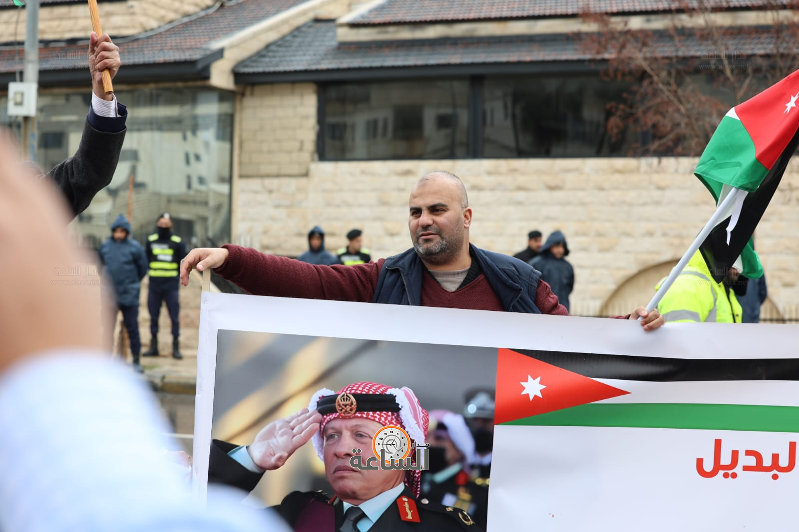 Madar Al-Saa Images 0.14416281984517454