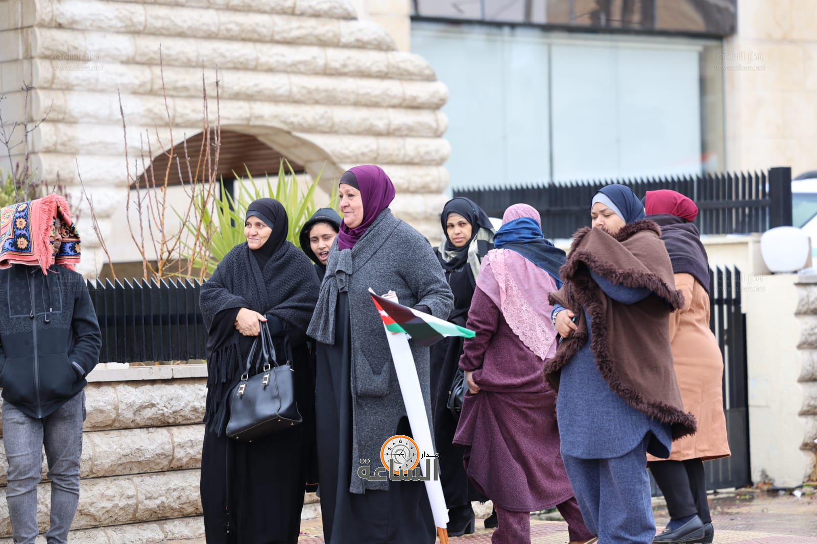 Madar Al-Saa Images 0.03363306063599891