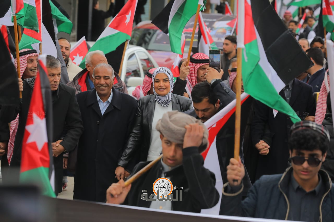 Madar Al-Saa Images 0.4958539134659916