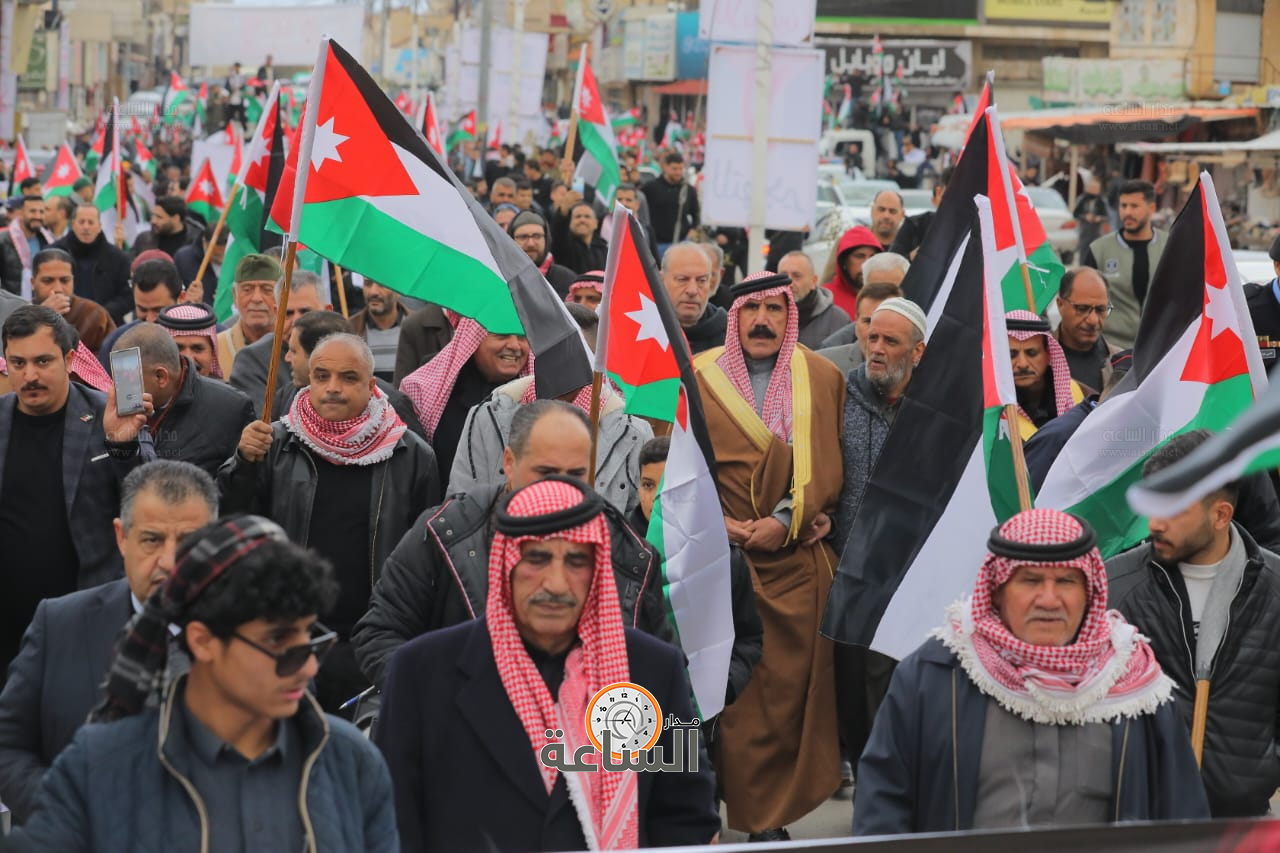 Madar Al-Saa Images 0.49570940480578773